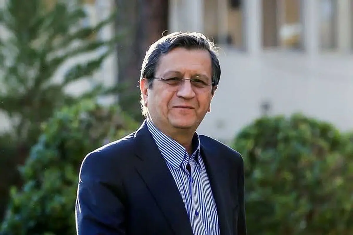 همتی: ایران ارز کافی دارد؛ خبری از فروپاشی اقتصادی و ابرتورم نیست